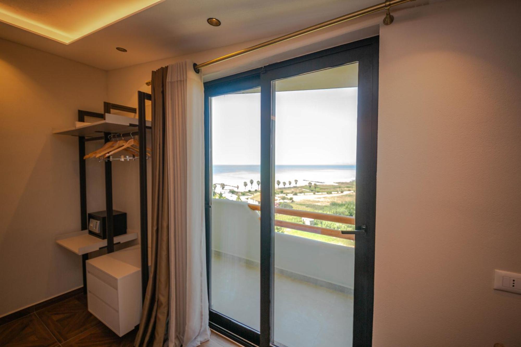Emara Boutique Hotel Кавая Екстериор снимка